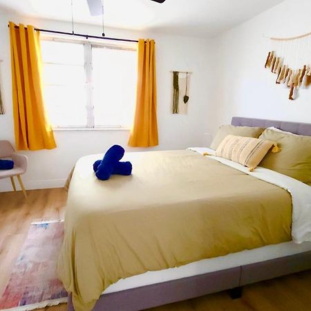 Intimate Casita Mia Minutes Away From Airport, Calle 8, Brickell, Coral Gables, The Beach And More! Маями Екстериор снимка