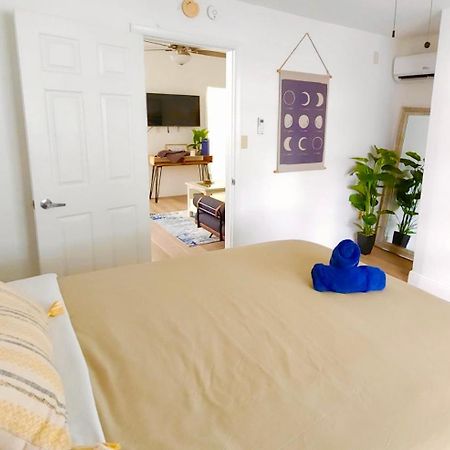 Intimate Casita Mia Minutes Away From Airport, Calle 8, Brickell, Coral Gables, The Beach And More! Маями Екстериор снимка