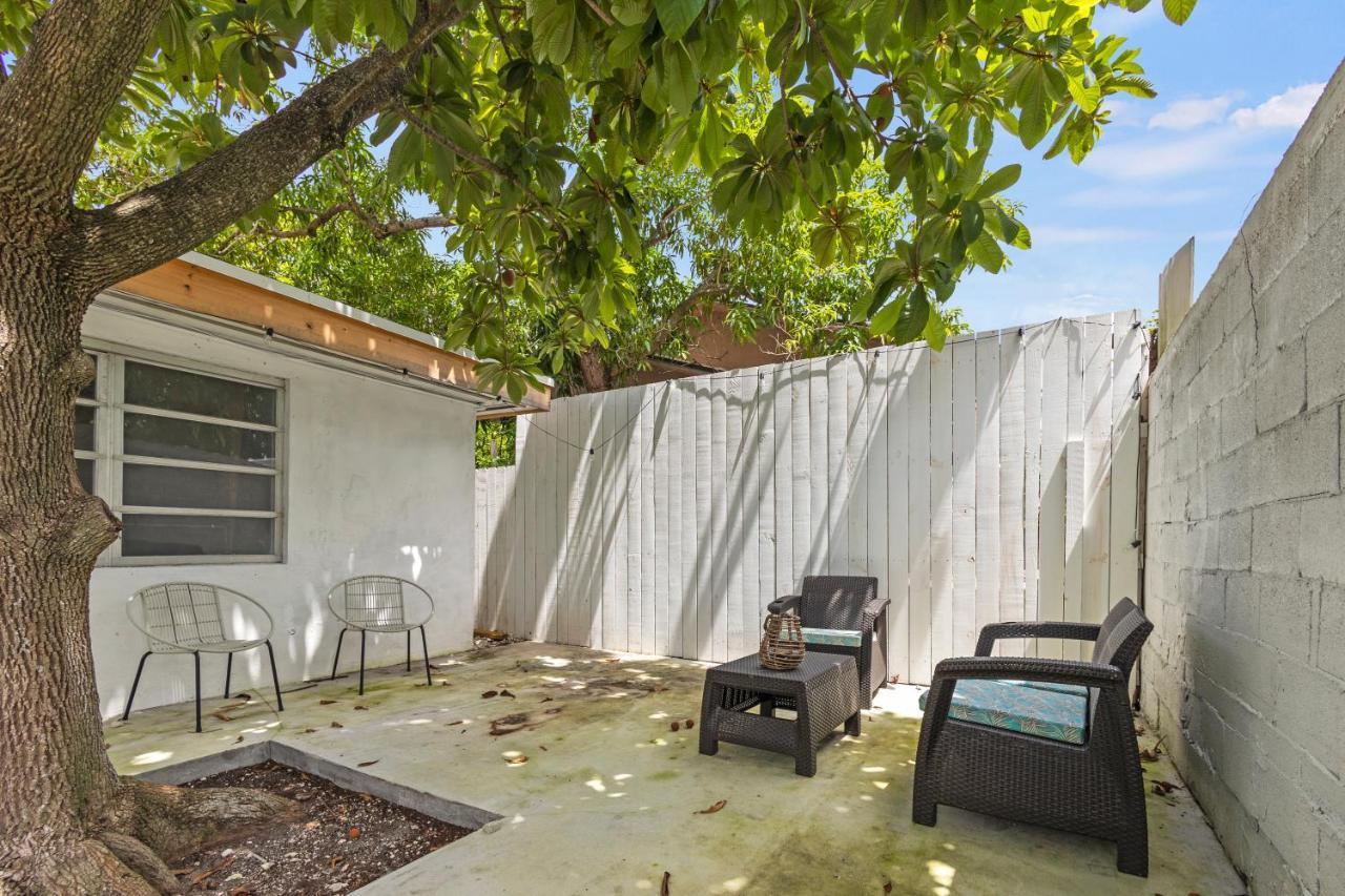 Intimate Casita Mia Minutes Away From Airport, Calle 8, Brickell, Coral Gables, The Beach And More! Маями Екстериор снимка